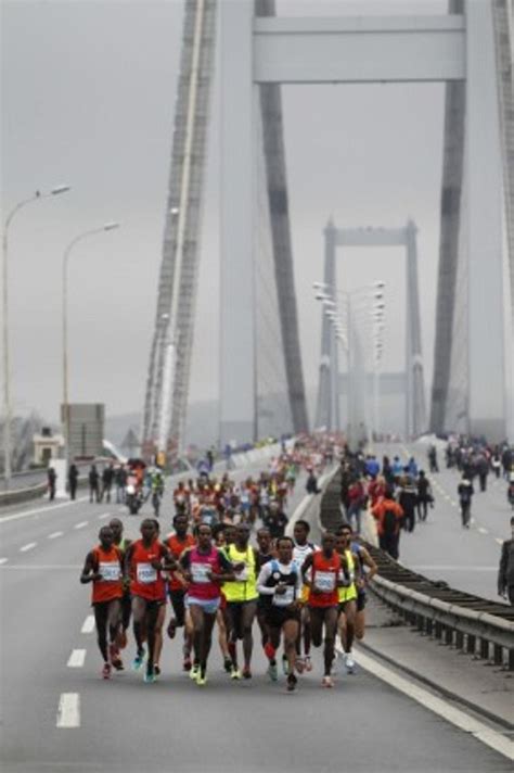 3­6­.­ ­V­o­d­a­f­o­n­e­ ­İ­s­t­a­n­b­u­l­ ­M­a­r­a­t­o­n­u­­n­u­n­ ­B­i­r­i­n­c­i­l­e­r­i­ ­B­e­l­l­i­ ­O­l­d­u­